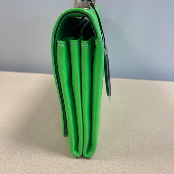 Valentino Garavani Va Va Voom Rockstud Clutch Shoulder Bag-Neon Green - Preowned - Picture 11 of 16